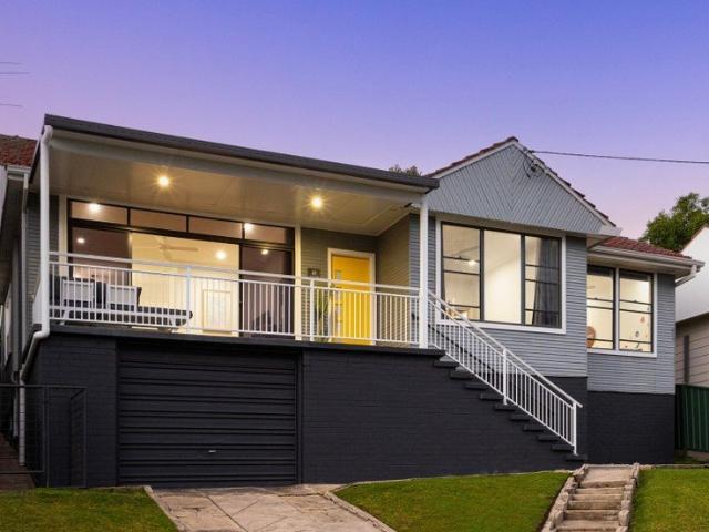 Elevated Family Living in a Peaceful Wallsend Setting
