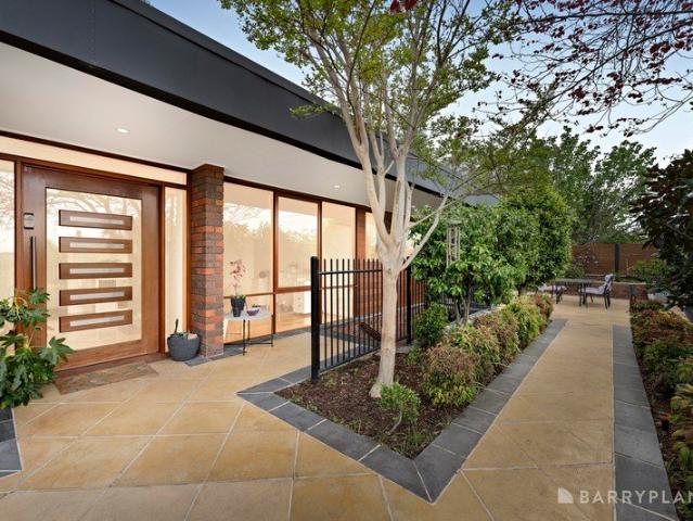 Elevated Family Living In A Quiet Court Setting