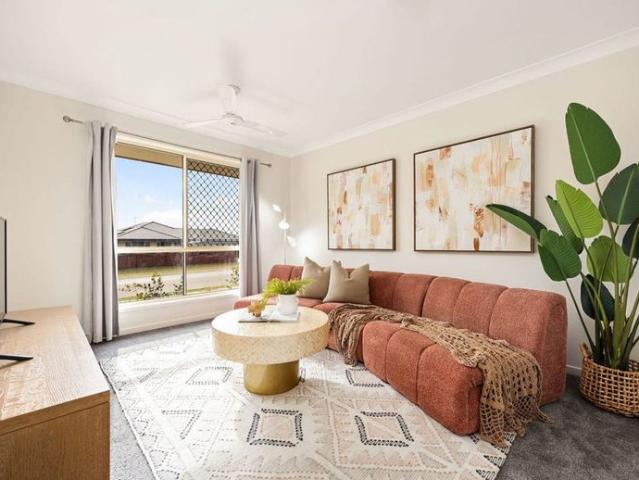 Elevated Family Living in Lowood