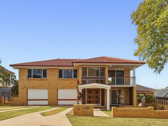 Elevated Family Living in the Heart of Aspley