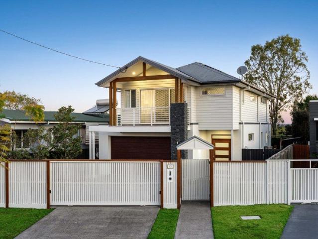 ELEVATED FAMILY LIVING WITH AN OUTLOOK TO MATCH