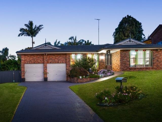 Elevated Family Living with Breathtaking District Views on 708sqm