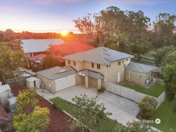 Elevated Family Living with Space, Privacy and Parkside Appeal