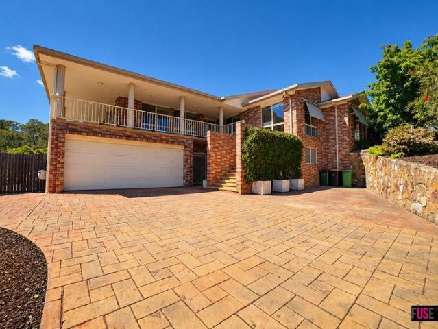 Elevated Family Living with Space, Versatility & Self Contained Accommodation