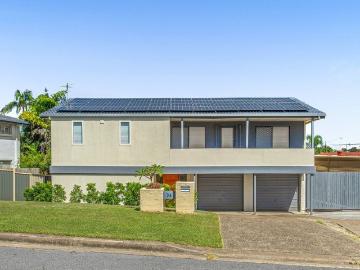 Great Family Living with Sustainable and Quality Finishes Throughout, Solar Power, Battery Storage & EV Charging