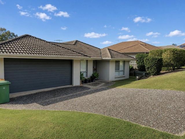 Elevated Family Living with Space, Views & Three Living Areas 640sqm
