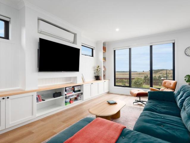 Elevated Family Living with Stunning Sunset Views