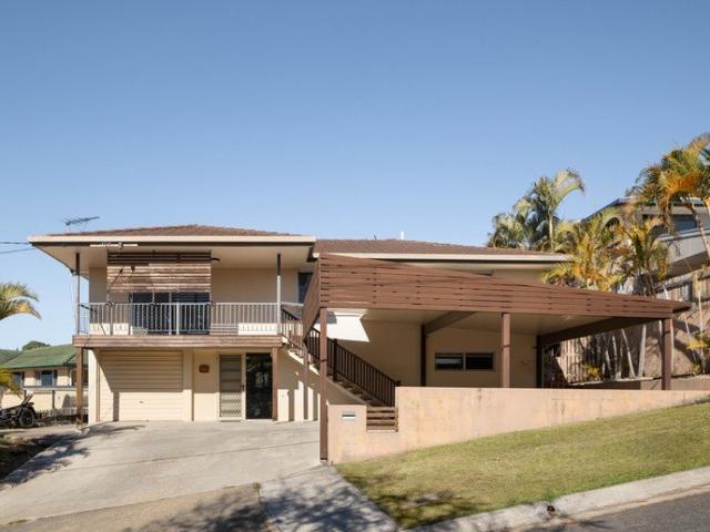 Elevated Family Living with Versatile Dual Level Layout and Expansive Entertaining