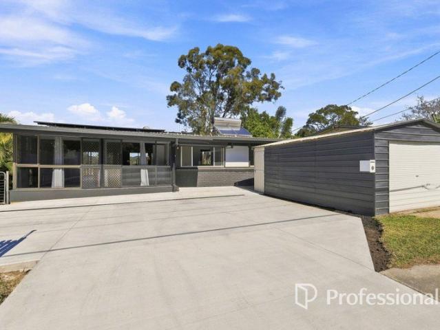 Massive Views! Big house, loads of space & 3 bathrooms!