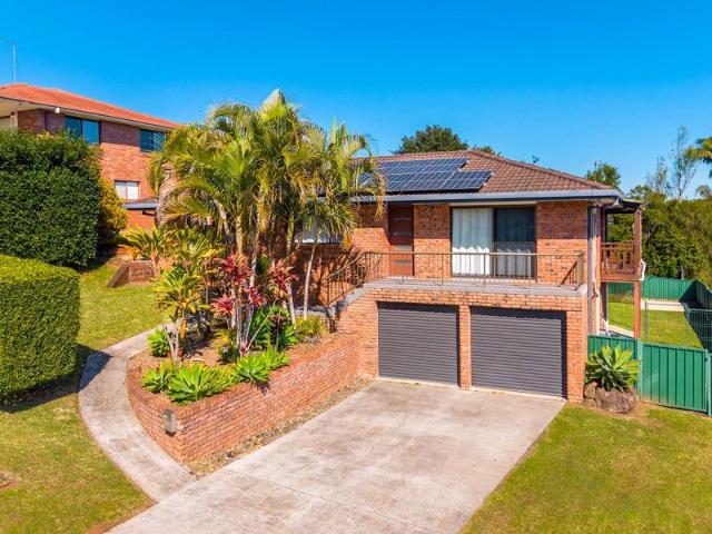 Elevated Family Living with Views, Pool and Superb Entertaining