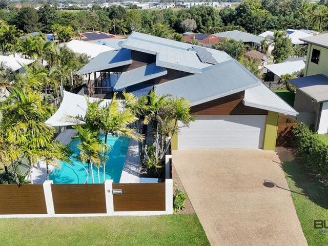 Elevated Family Luxury with Sweeping Glenella Views