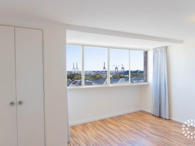 Elevated Fremantle Living with Views to the Port