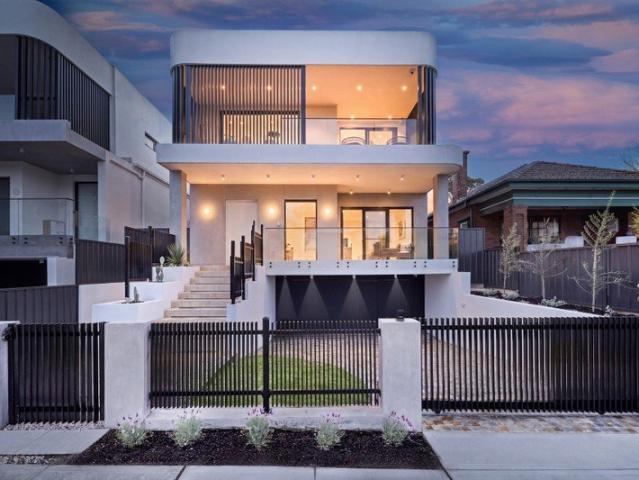 Elevated full brick family luxury with northernly aspect