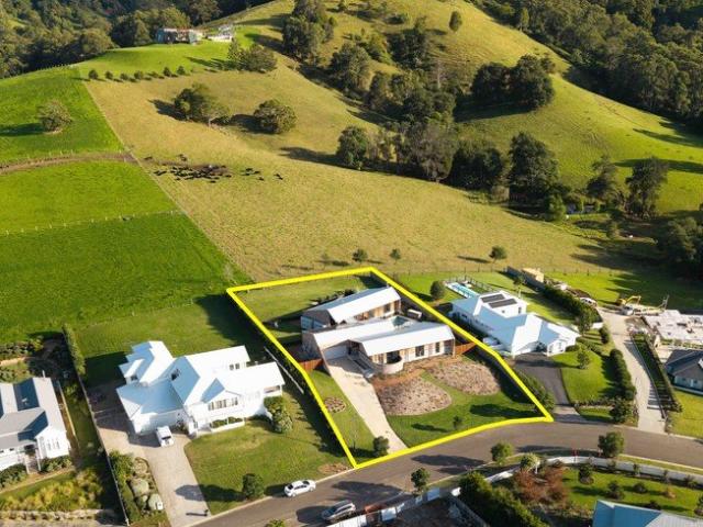 Elevated Half Acre Luxury Backing onto Pastures