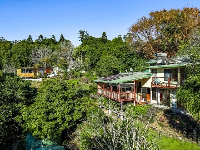 Elevated Hinterland Living with Ocean Views & Off Grid Flexibility