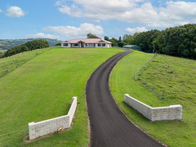 Elevated Hinterland Living with Sweeping 270° Views on 17.92ha