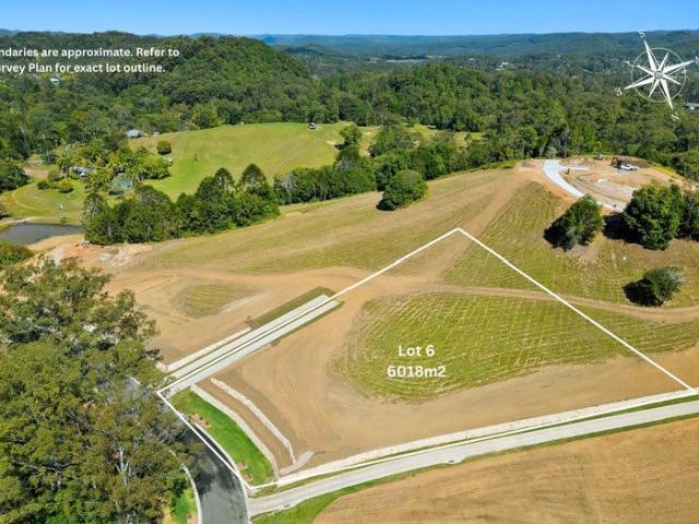 ELEVATED HINTERLAND LIVING SURROUNDED BY NATURE
