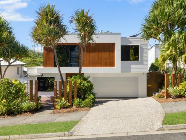 Elevated Hinterland Sanctuary with Panoramic Views Unfurnished