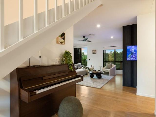 Elevated Hinterland Sanctuary with Panoramic Views Unfurnished