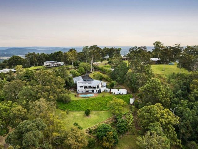 Elevated Hinterland Sanctuary with Sweeping Coast to Range Views
