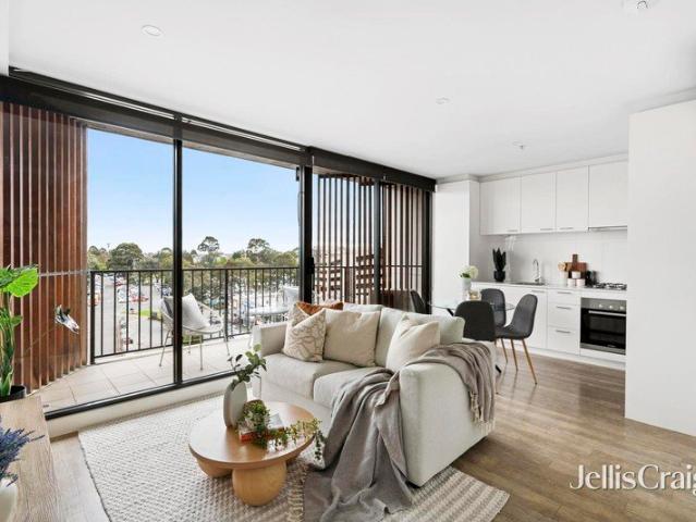 ELEVATED IKON LIVING IN THE HEART OF GLEN WAVERLEY