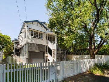 Elevated Living in the Heart of Auchenflower