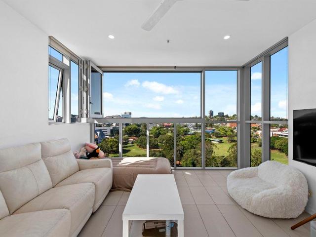 Elevated Inner City Living with River & City Outlooks