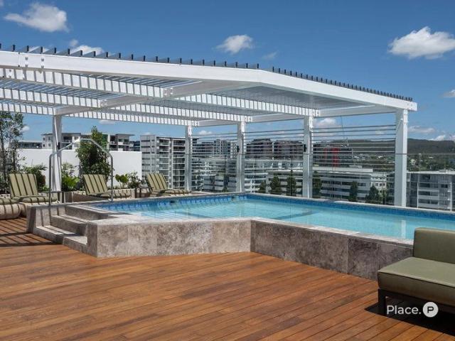 Elevated Inner City Living at Bankside, West End