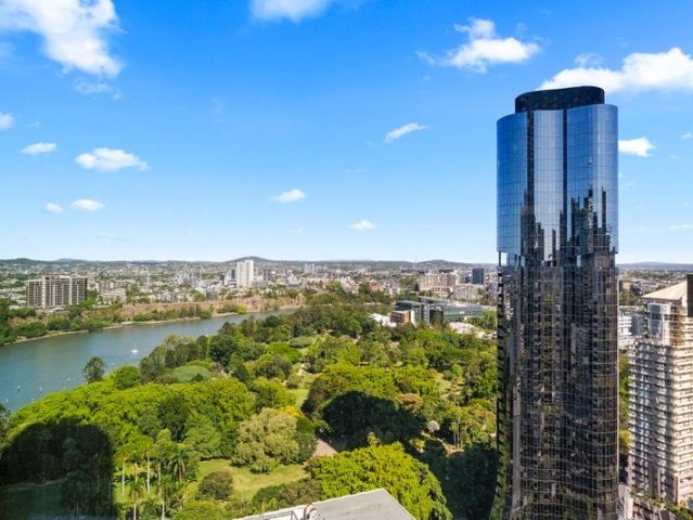 Elevated Inner City Living in the Heart of Brisbane CBD