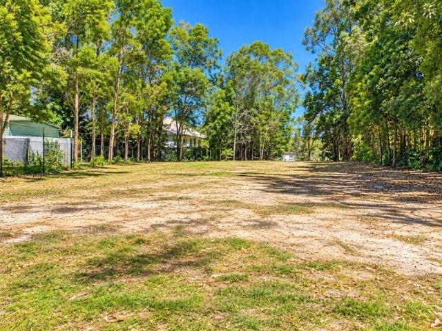 Elevated Island Block 807m2 Ready for Your Dream Home