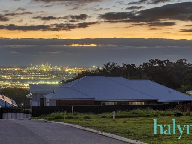 Elevated Land, Exceptional City Views!