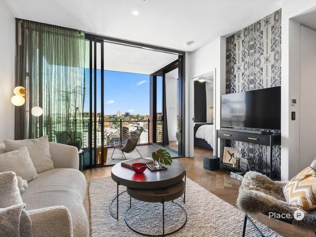 Elevated Living at Botanica Style, Views & Lifestyle in Residence 1712
