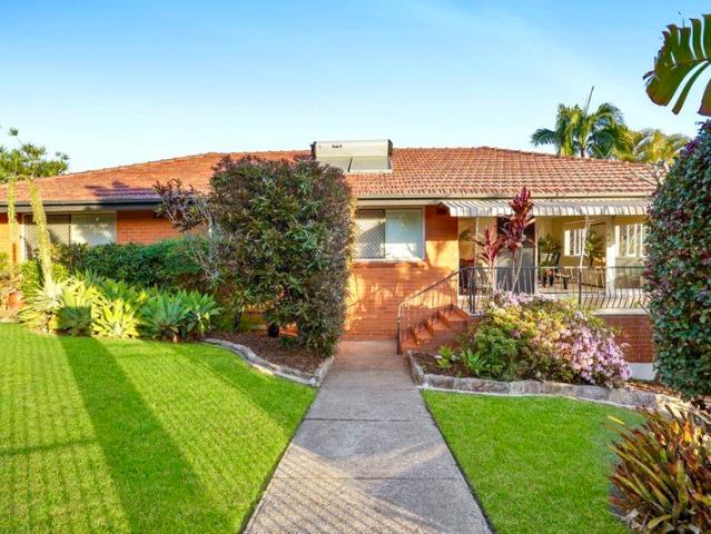 Elevated Living, Exceptional Versatility & Enduring Tarragindi Appeal