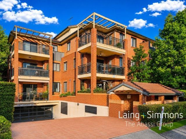 Elevated Living in a Leafy Jamisontown Setting!