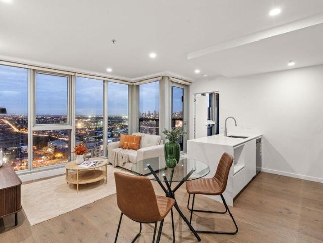 Elevated Living with Uninterrupted Melbourne Skyline Views