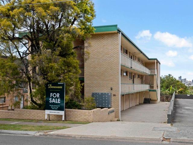 Elevated Living with City Views in a Convenient Lutwyche Location