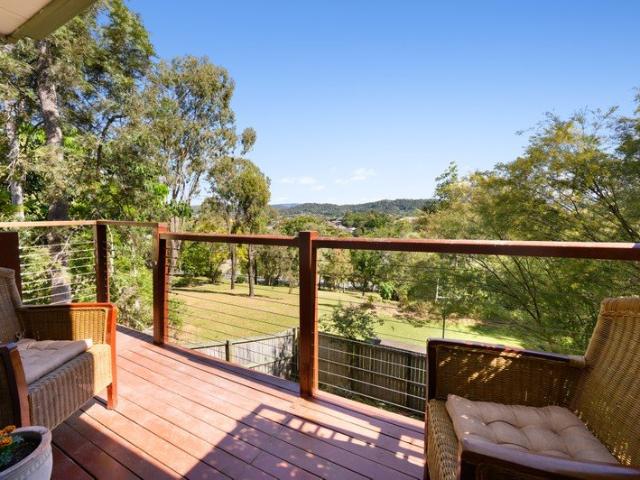Elevated Living with Hinterland Views!