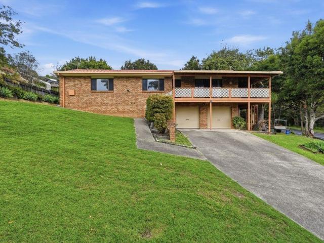 Elevated Living with Huge Workshop & Caravan Parking.