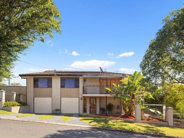 ELEVATED LIVING WITH NORTH FACING VIEWS