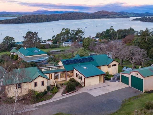 Elevated Living with Spectacular Tamar River Views