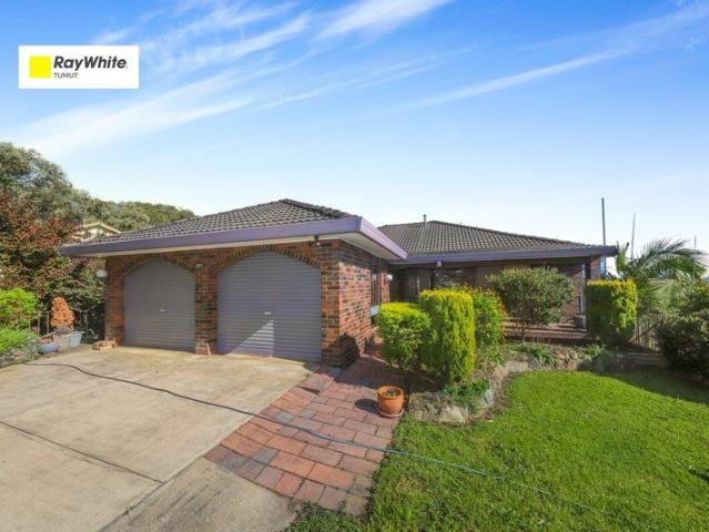 Elevated Living with Stunning Tumut Views