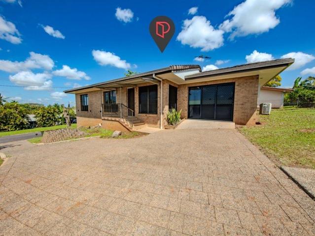 Elevated Living with Stunning Innisfail Views