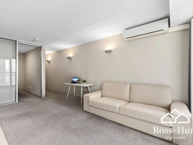 Elevated Living with Style and Inner City Convenience