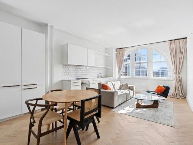 Elevated Living within an Iconic Warehouse Conversion