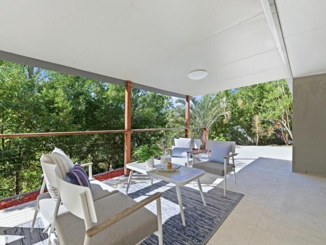 Elevated Lowset Living with Leafy Views