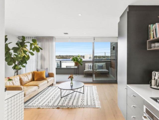 Elevated Luxury in Highton's Most Connected Lifestyle Precinct