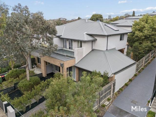 Elevated Luxury, Space & Light With Views