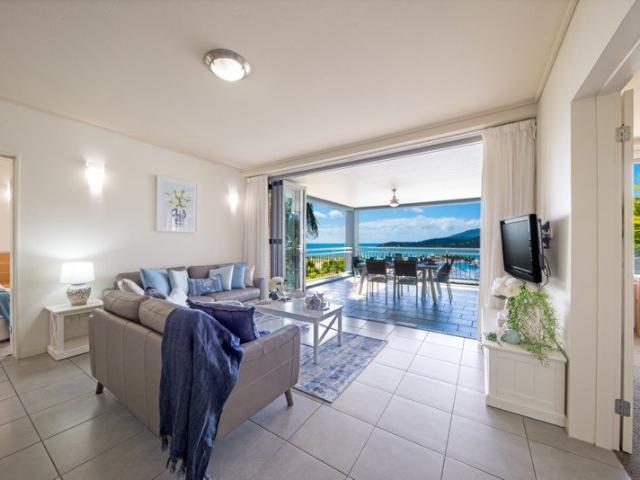 Elevated Luxury with Uninterrupted Whitsunday Views