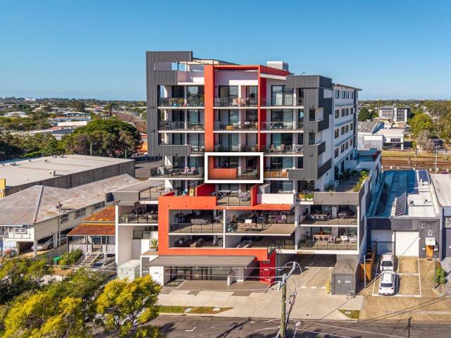 Elevated modern apartment in the heart of Nundah
