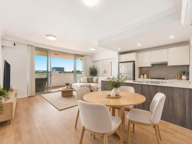 Elevated North Facing Contemporary Living with District Views